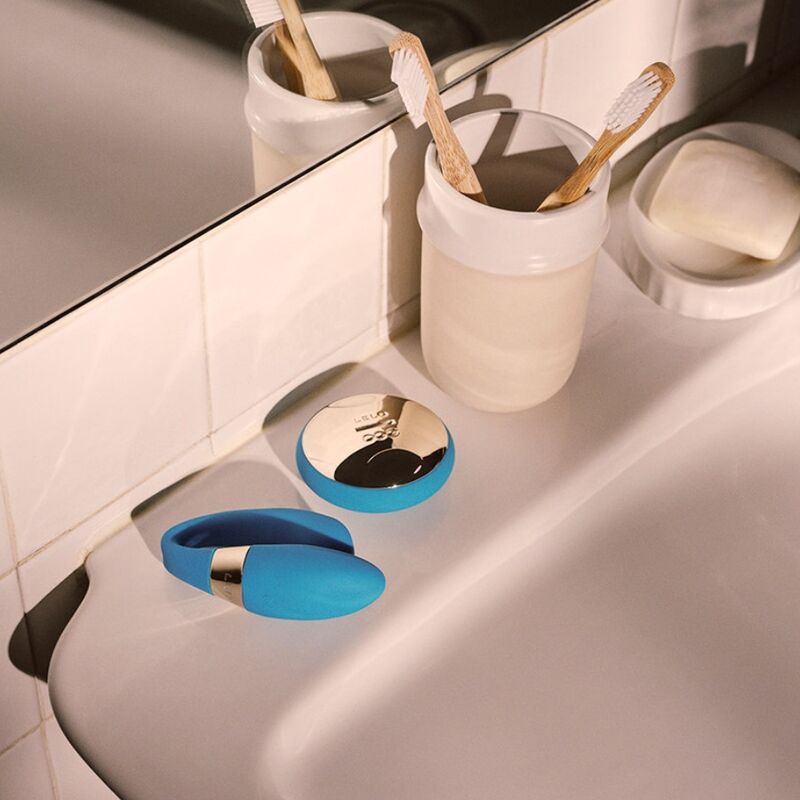 Estimulador de orgasmos masajeados intensidad placer compacto pequeño sumergible premium lujo luxury potenciador packaing personal massager masaje personal placer alta calidad juguetes sexuales mujeres parejas sumergible ducha duo pareja mando a distancia batería duo tiani silicona potente calidad sensible al movimiento doble acción discreto